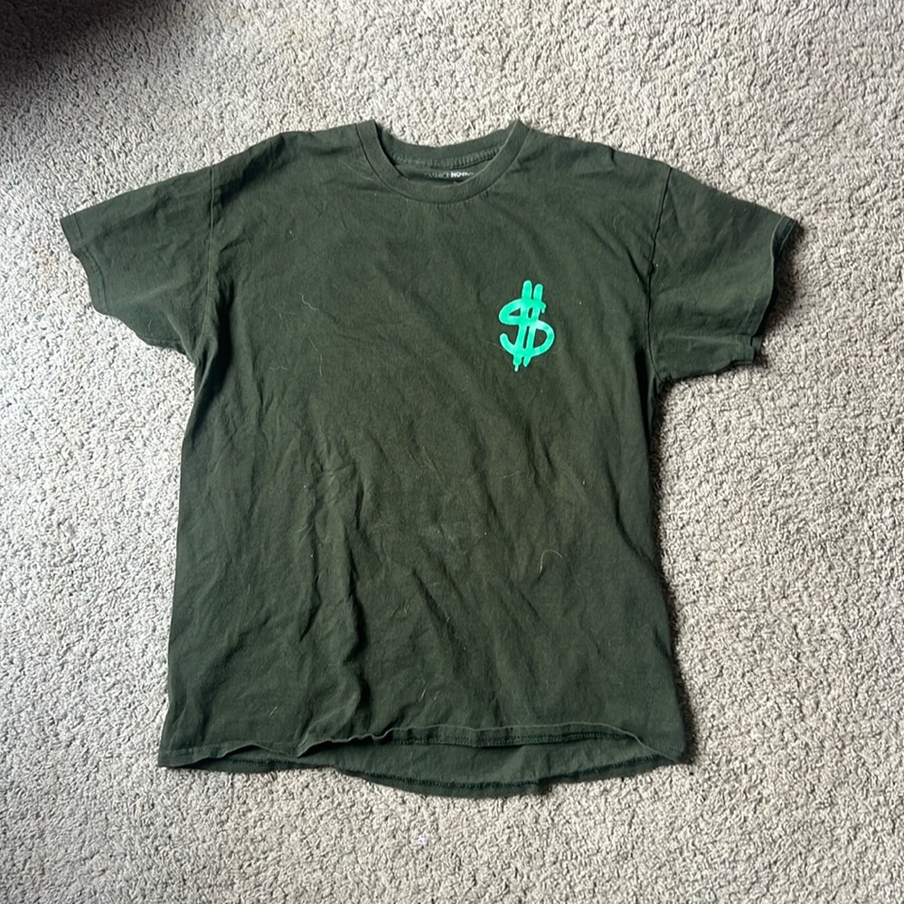 Graphic t-shirt